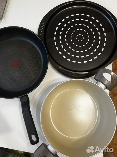 Набор посуды кастрюли сковородки