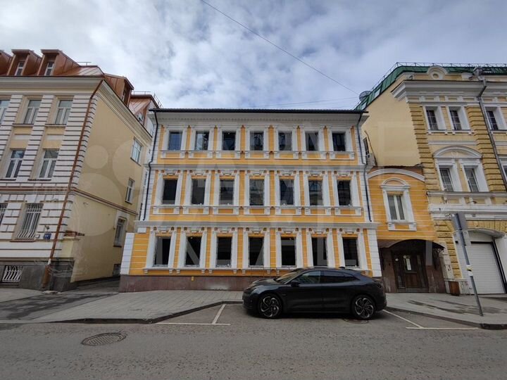 Аренда здания (осз) 1000 м2 м. Новокузнецкая (цао)