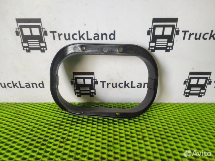 Рамка кожуха рулевого вала Man Tgx 2012