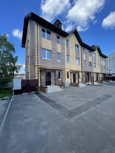 Таунхаус 103,8 м² на участке 1,7 сот.