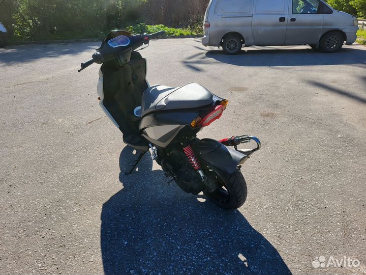 Stels Arrow 50 Benelli