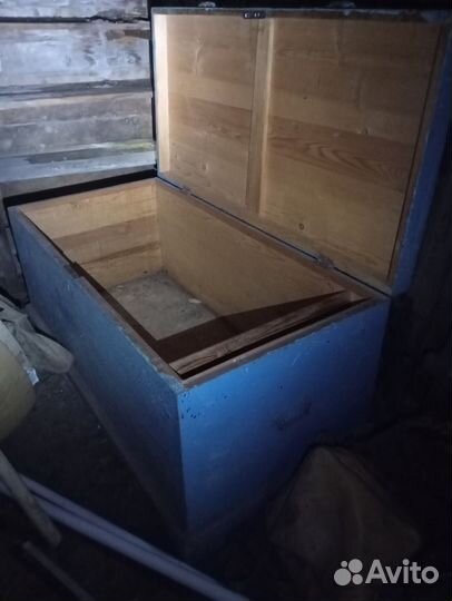 Сундук деревянный большой