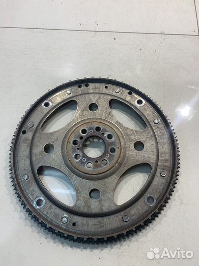 Маховик (Jaguar XE)