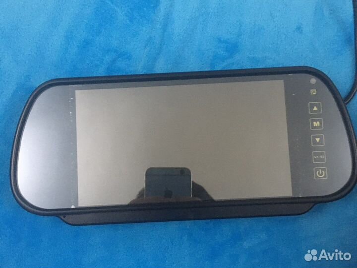 Зеркало заднего вида с монитором