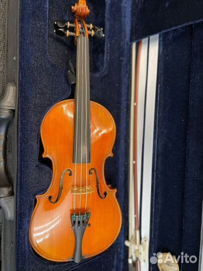 Скрипка мастеровая Laubach Лаубах 1/4