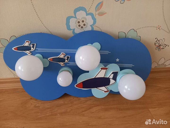 Люстра в детскую комнату