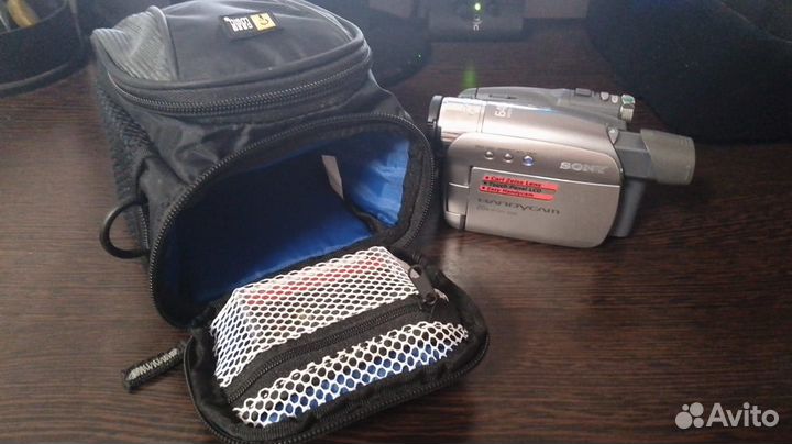 Видеокамера Sony Handycam DCR-HC23E