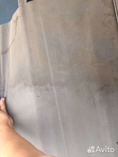 Полка задняя Audi 80 b3 с выдвижной шторкой