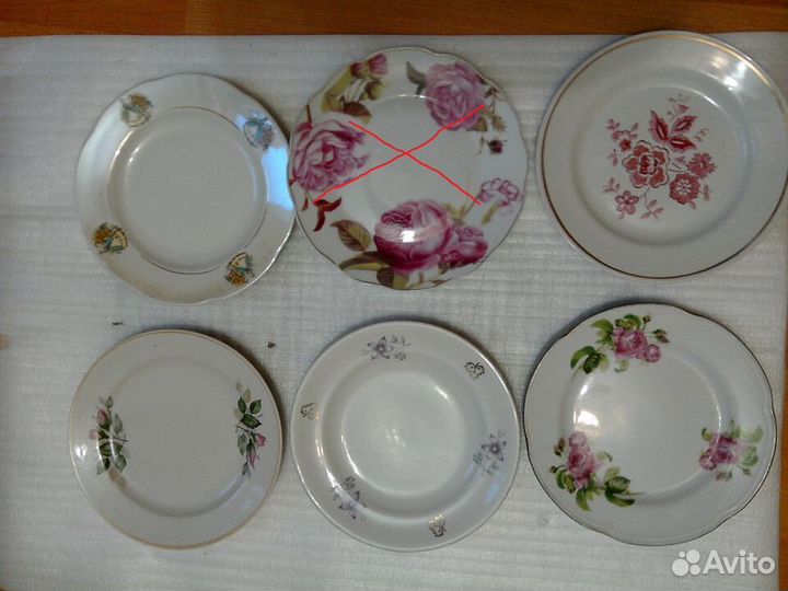 Тарелки и другая кухонная утварь