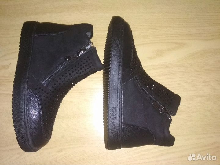 Ботинки женские зимние