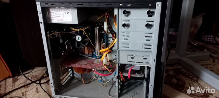Игровой компьютер в сборе