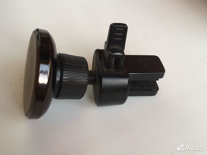 Магнитный держатель