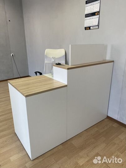 Стол и тумба