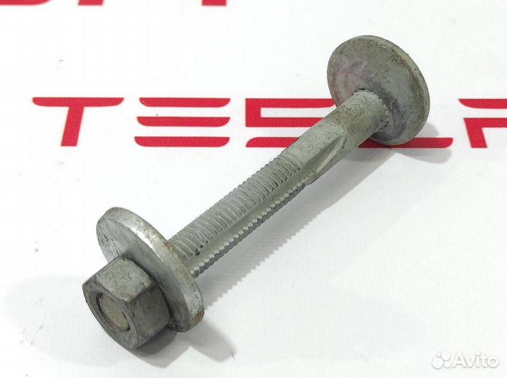 Болт развальный передний Tesla Model X 2019