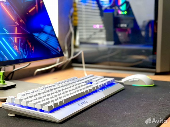 Игровой набор от MSI (клавиатура+мышь)