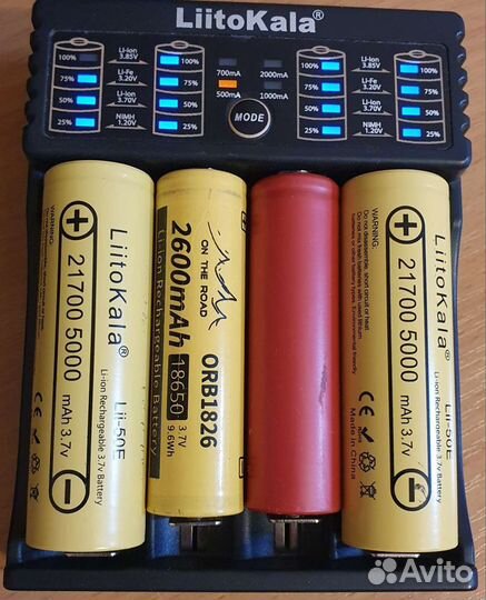 Зарядное Liitokala Lii-402 на 4/2/1 аккумулятора