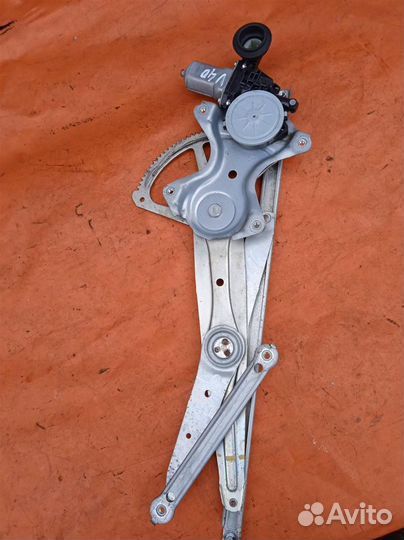 Стеклоподъемник электр. передней левой двери Toyo