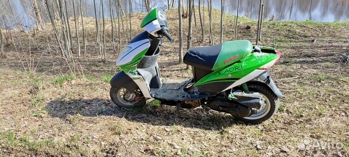 Продам скутер 4т