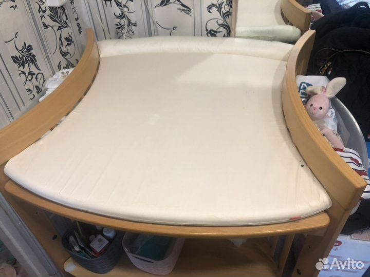 Пеленальный столик stokke care из бука