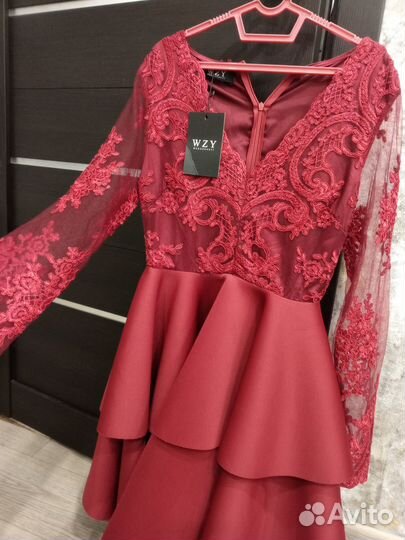 Продается нарядное платье