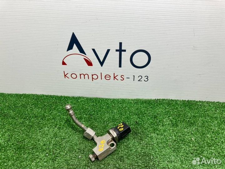 Датчик давления топлива Audi Q7 4L BAR