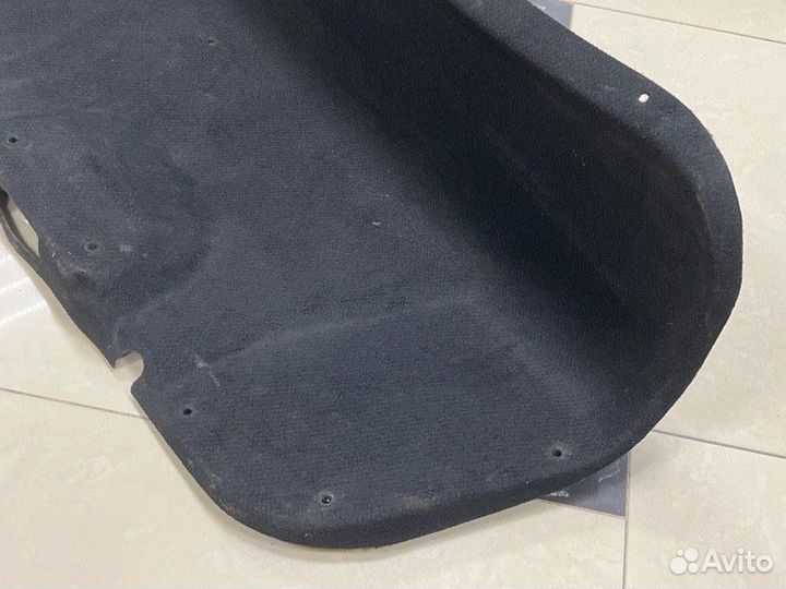 Обшивка крышки багажника Ford Focus DB 1.8L