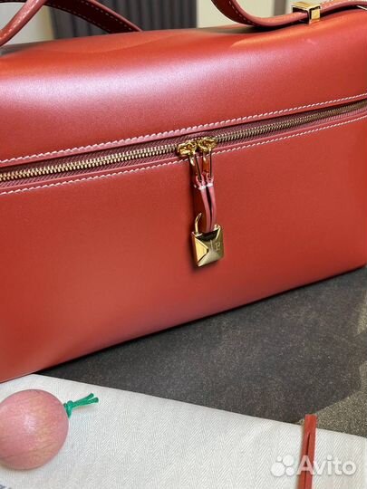 Сумка женская Loro Piana из кожи