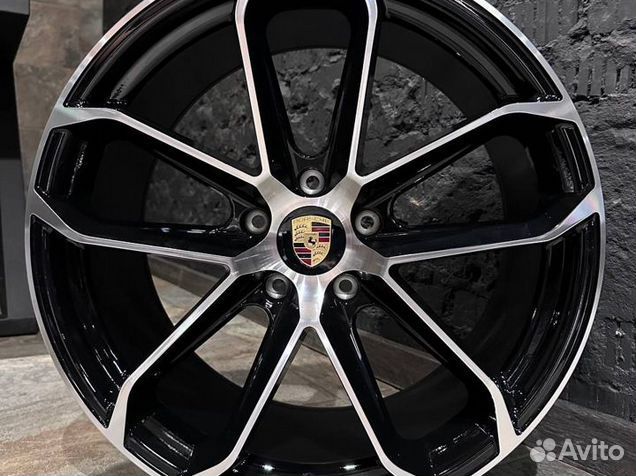 Разноширокие диски R21 5x130 Porsche Cayenne New