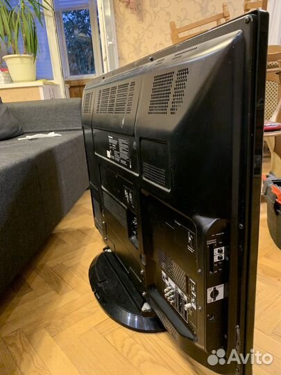 Плазменный телевизор Panasonic, 42
