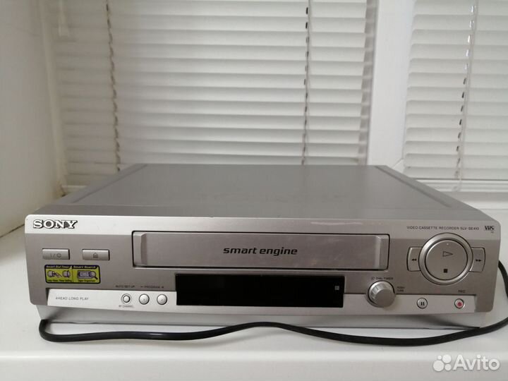 Видеомагнитофон sony