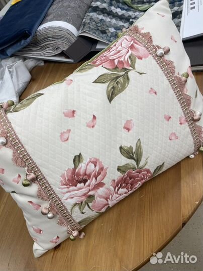 Подушка декоративная