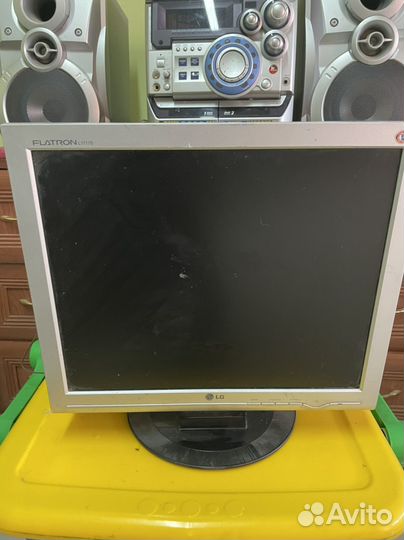 Монитор LG 27