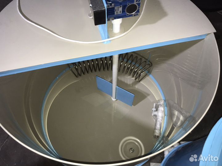 Охладитель молока лучше вёдер с бутылками