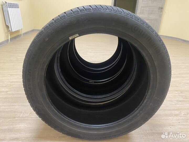 Continental ContiVikingContact 7 255/45 R20