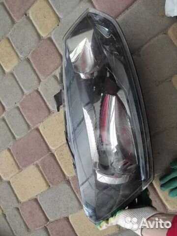 Фольксваген Поло фара правая 6R1941016E