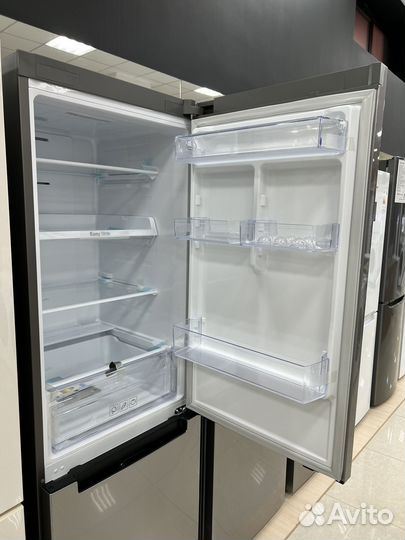 Холодильник Samsung RB33A32N0SA