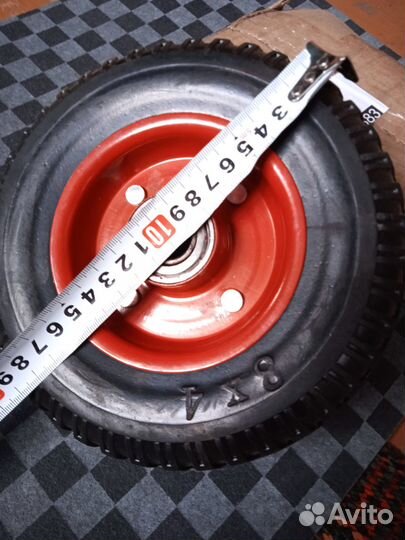 Колесо для тележки