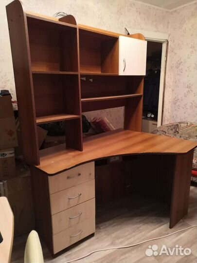 Компьютерный стол