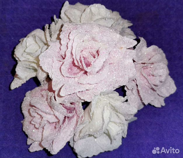 Снежные розы