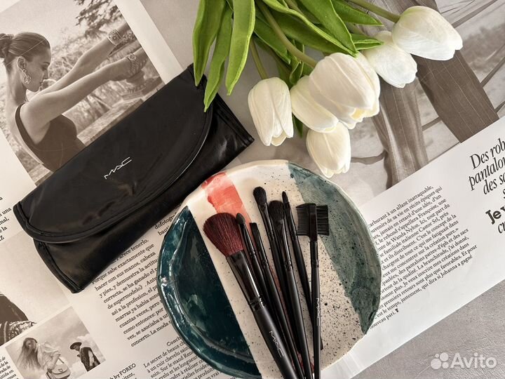 Кисти для макияжа