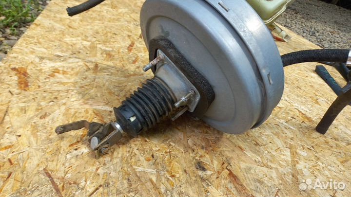 Вакуумный усилитель тормозов BMW e39