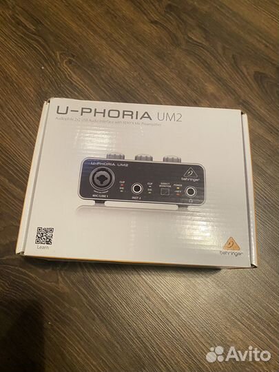 Внешняя звуковая карта behringer u phoria um2