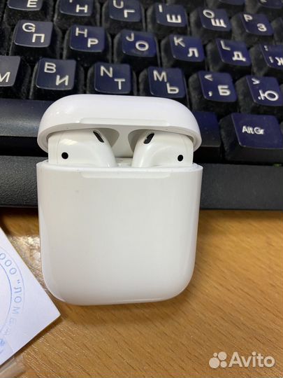Беспроводные наушники Apple Airpods 2 оригинал