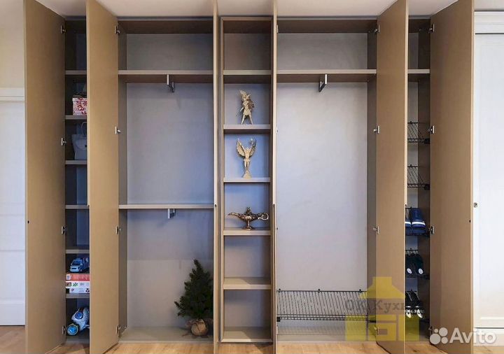 Шкафчик для ванной