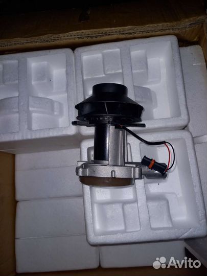 Нагнетатель (вентилятор воздуха) 2-5 кВт 24в