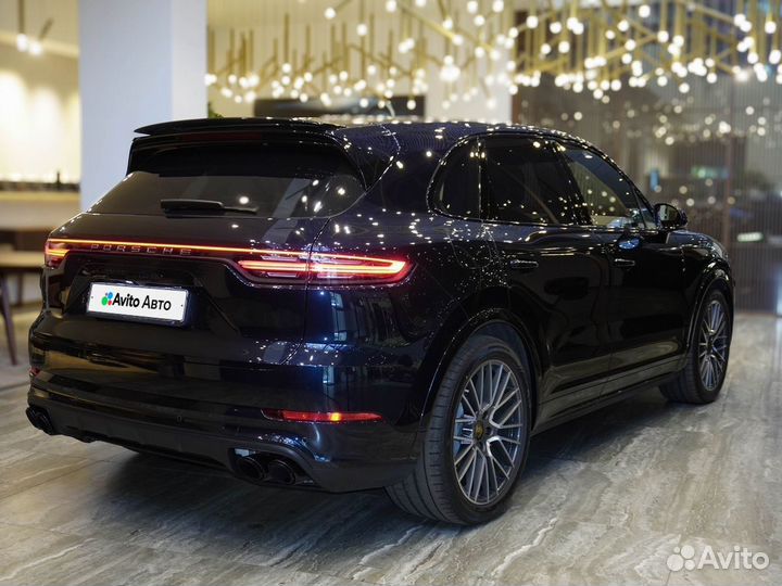 Porsche Cayenne Turbo 4.0 AT, 2018, 110 832 км