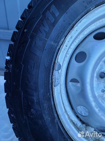 Колеса на ниву R 15 зимние Hankook