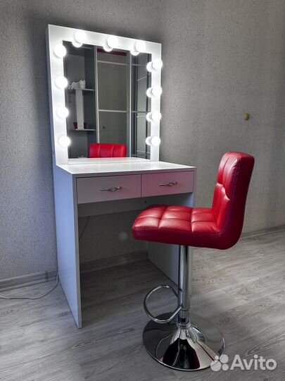 Гримерный стол + стул