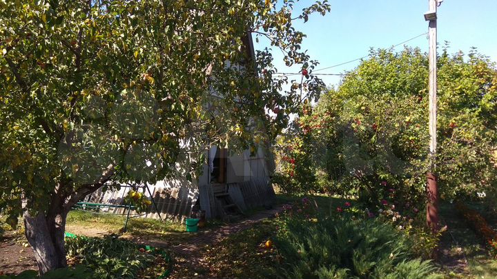 Дача 20 м² на участке 9 сот.