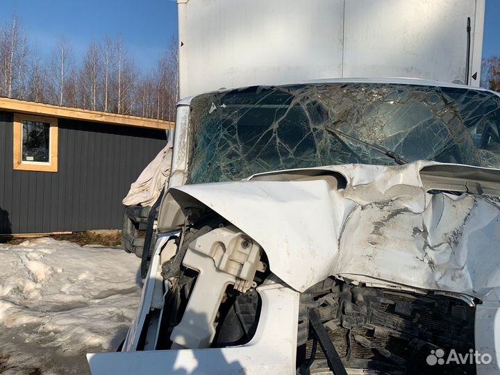 Ford Transit 2.2 МТ, 2020, битый, 999 999 км